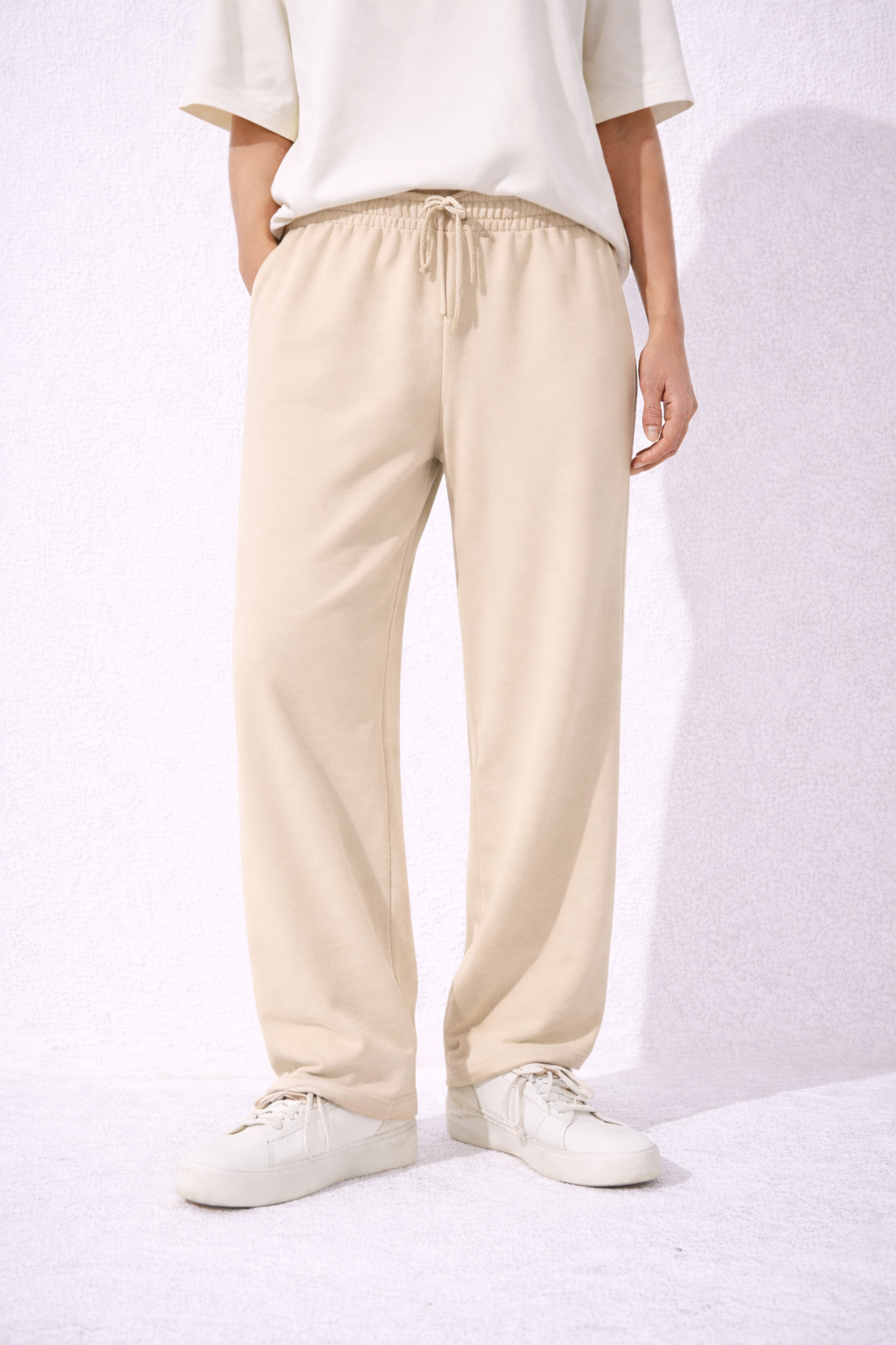 MADE WEAR WOMEN ESSENTIAL TROUSER - BEIGE